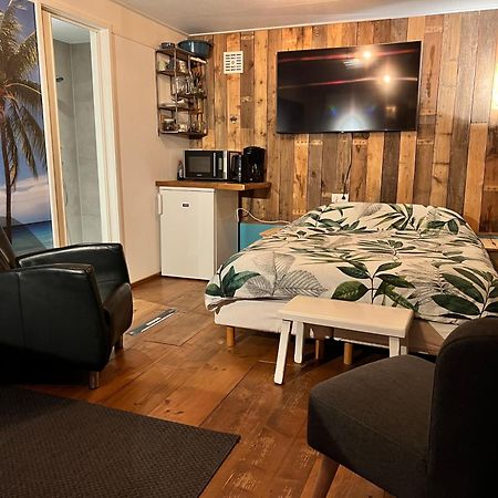 Beach House Met Badkamer, Boxspring & Airco Схонебек Екстер'єр фото