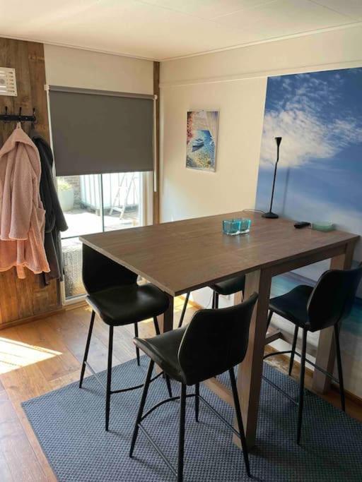 Beach House Met Badkamer, Boxspring & Airco Схонебек Екстер'єр фото